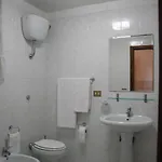 Oda ve Kahvaltı Mena Pompei