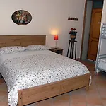 Mena 3*