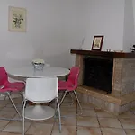 Mena 3*