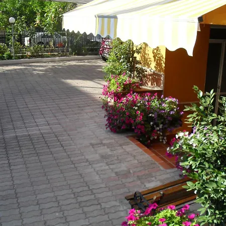 Mena Bed and Breakfast