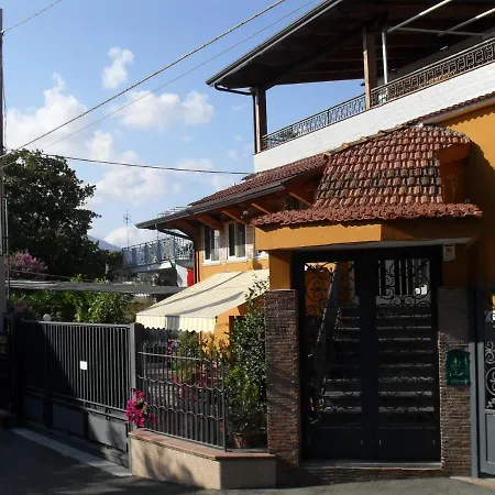 Mena 3* Pompei