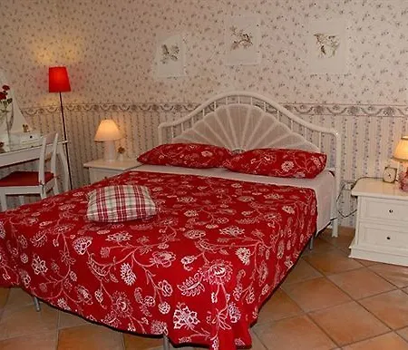 Bed and Breakfast Mena Πομπηία